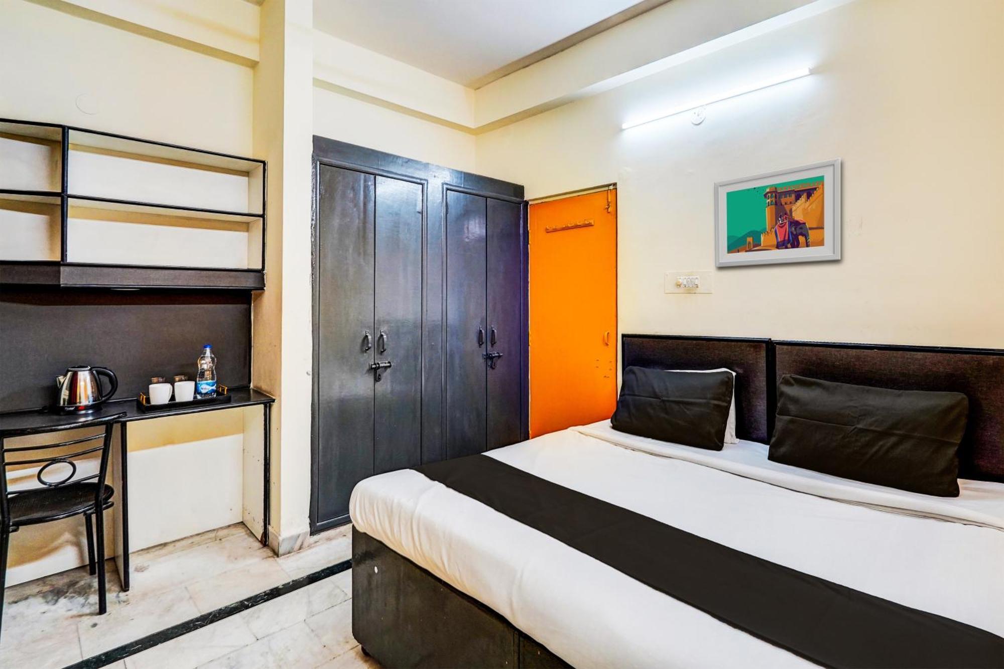 Hotel O Aryan Home Stay デヘラードゥーン エクステリア 写真