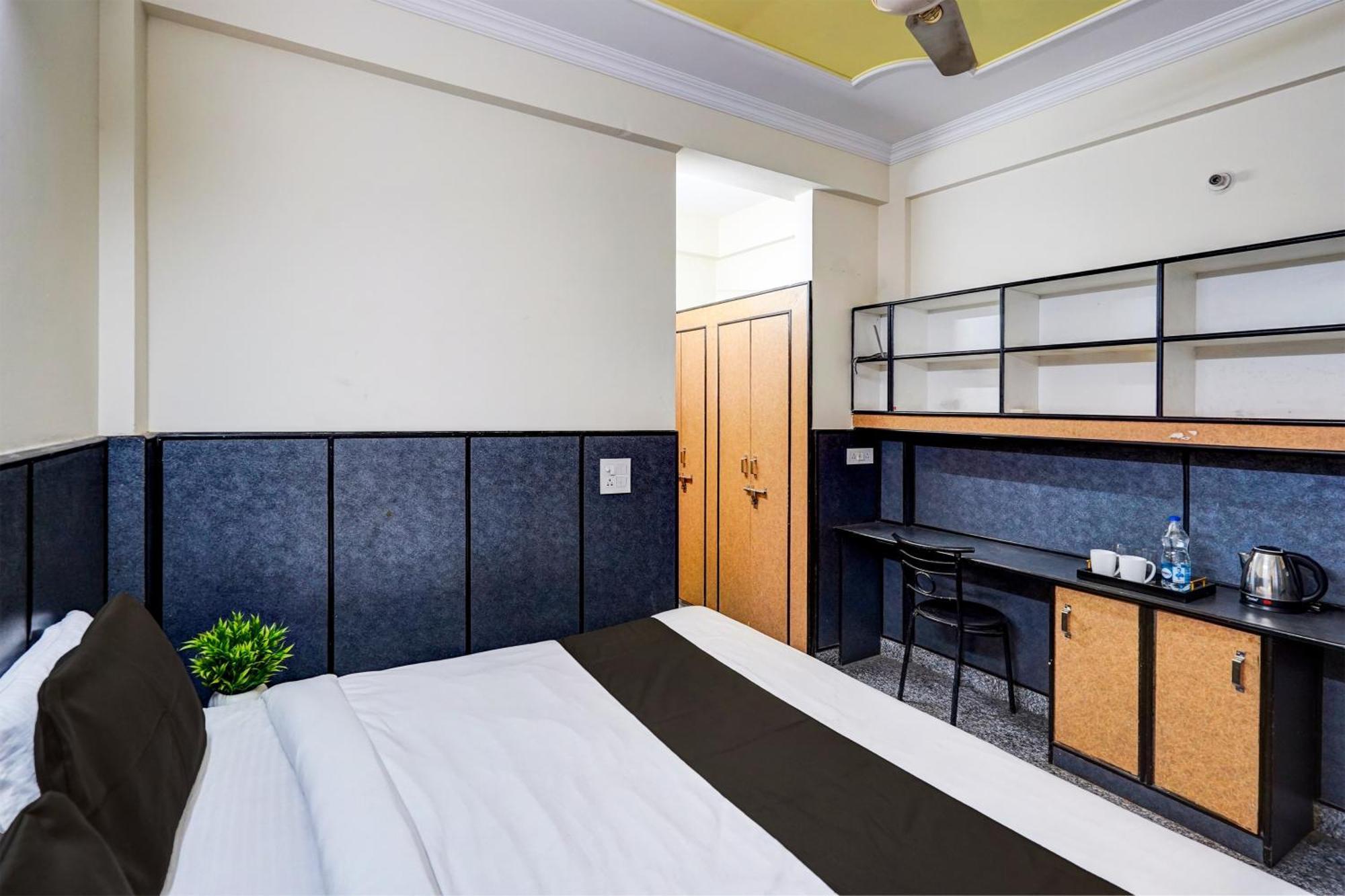 Hotel O Aryan Home Stay デヘラードゥーン エクステリア 写真